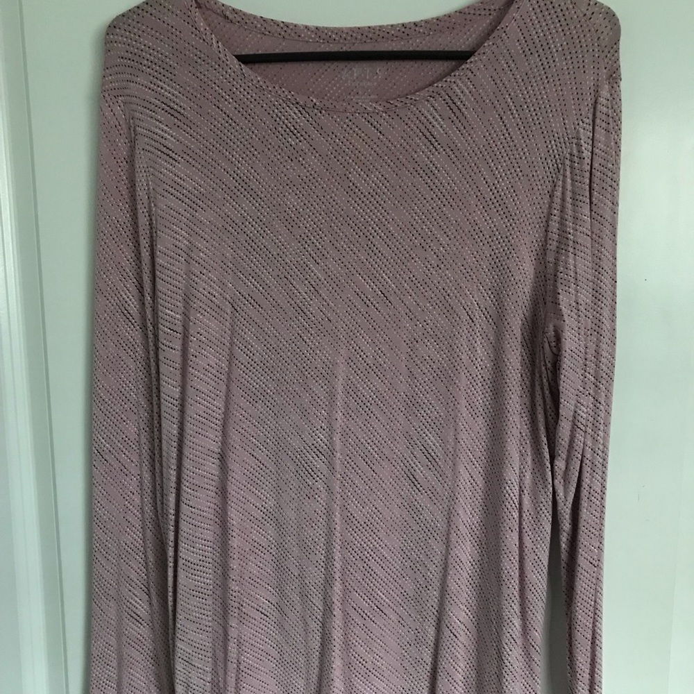 Apt 9 pink dot top size large